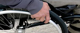 Hände am Rad